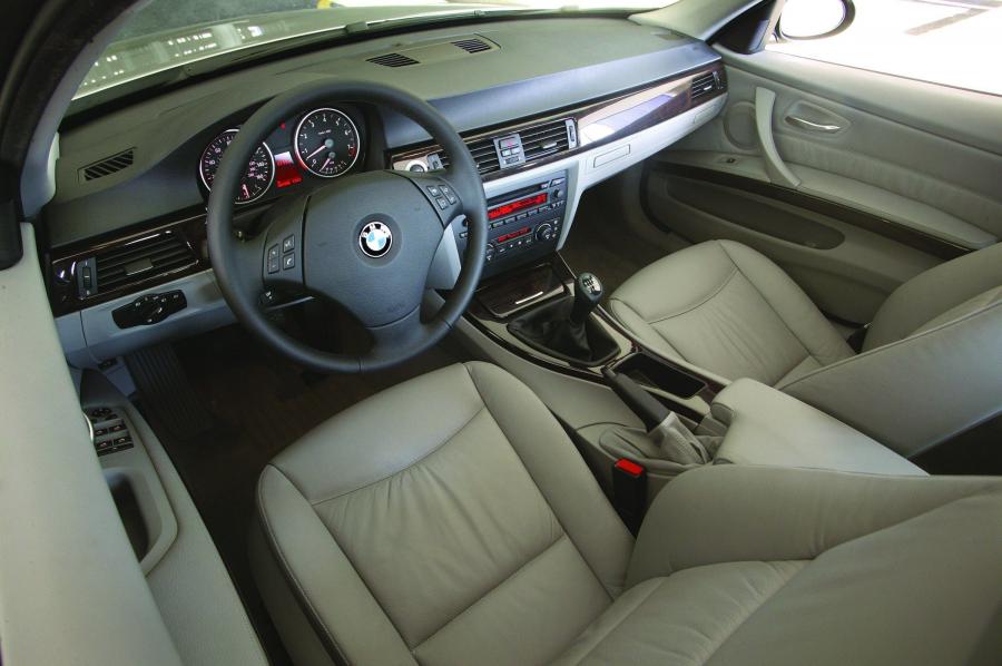  BMW 3-Series 2006 года  (фото 36 из 108)